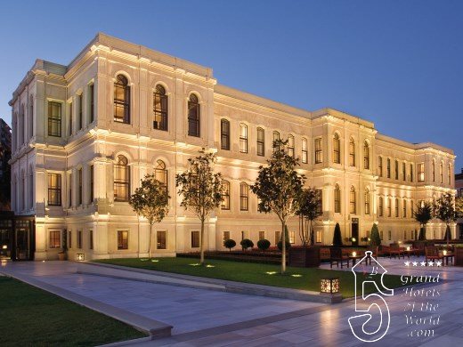 Four Seasons Hotel